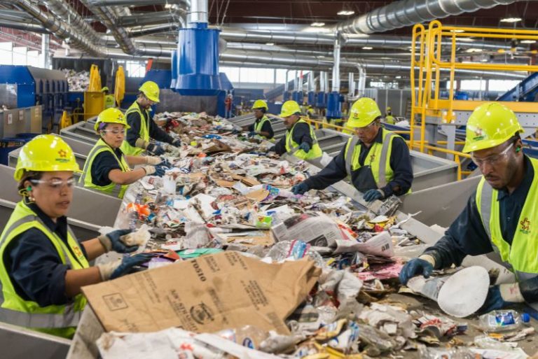 Қоқыс өңдеу технологиясын жасауға 24 млн теңге грант бөлінді