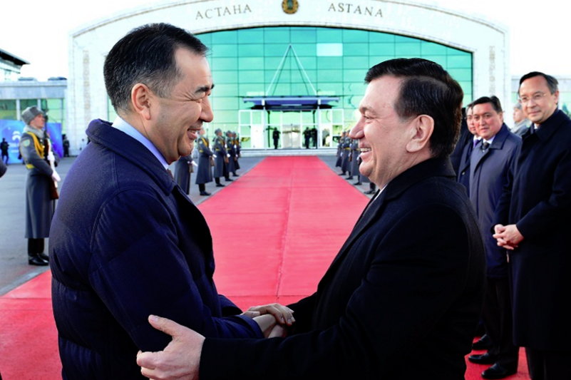 Астанаға Өзбекстан Президенті Шавкат Мирзиёев келді