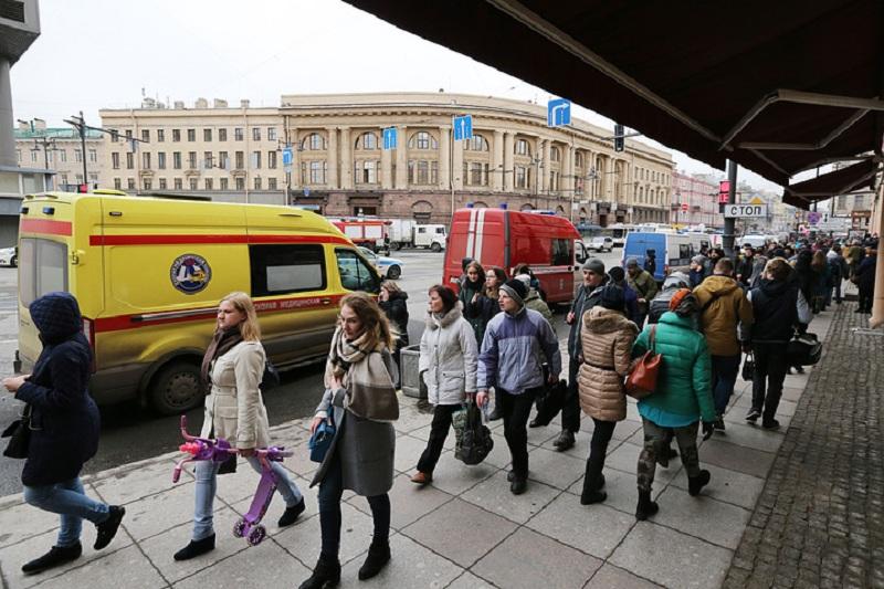 Санкт-Петербургте үш тәулік қаралы күн жарияланды