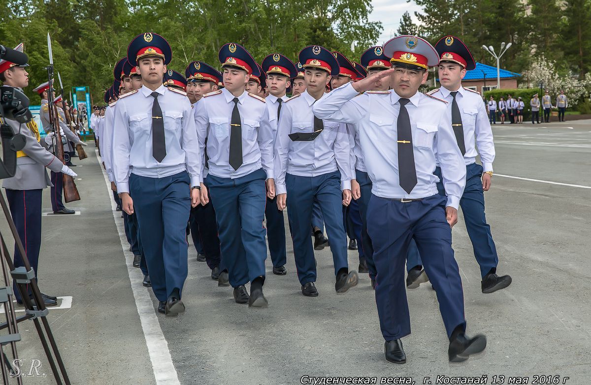 Біз халық үшін қызмет етеміз