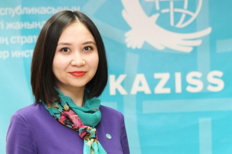 Тұлғалардан өнеге  алуға шақырады