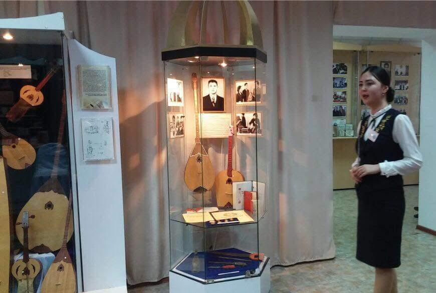 5 мың саз аспабын жасаған шебер