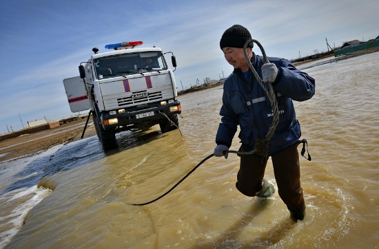 СҚО: Разгульное ауылы тұрғындары эвакуацияланды