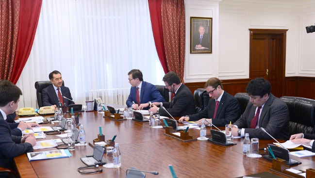 «Ernst & Young» компаниясының өкілдерімен кездесті