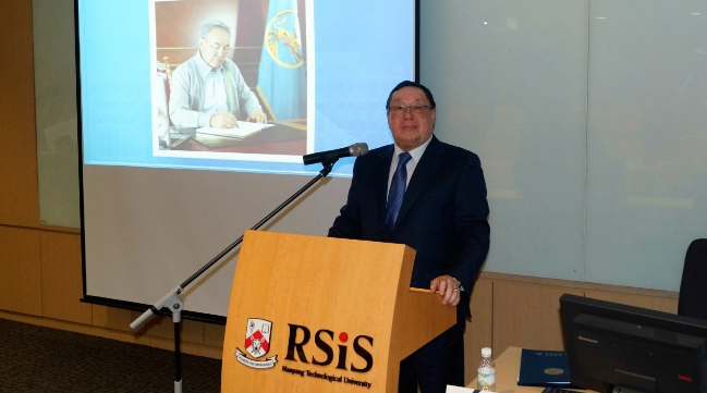 Қазақстанның Сингапурдағы Елшісі Елбасы мақаласын талқылау-лекциясын өткізді