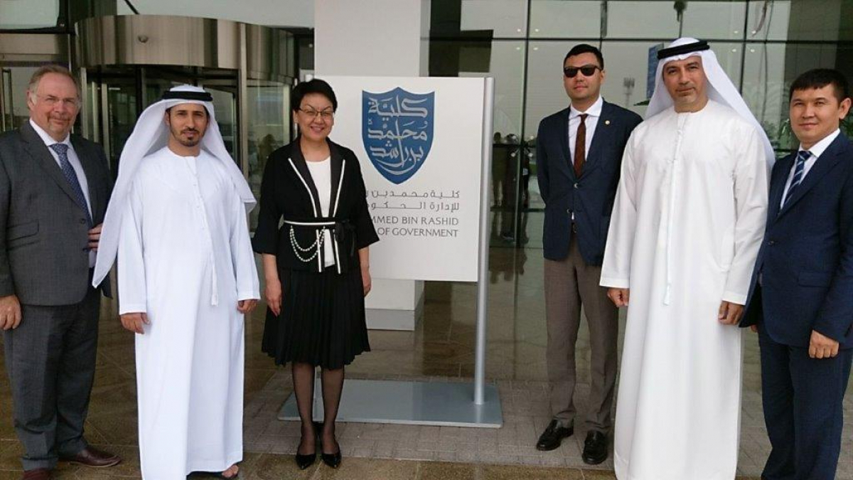 ​Дубайдың Қоғамдық кітапханасында қазақ әдебиеті бөлімі ашылды 