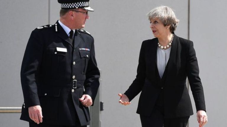 Британияда тағы да теракт болу қаупі өте жоғары – Тереза Мэй