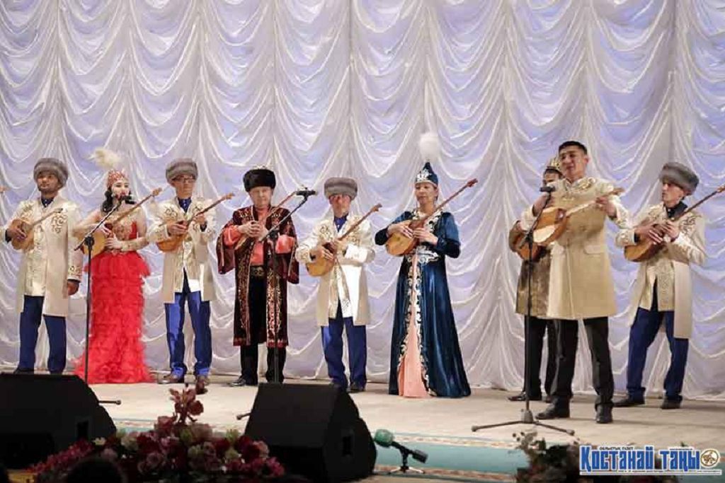 Өркендеген өңірдің өнерпаздары-ай!