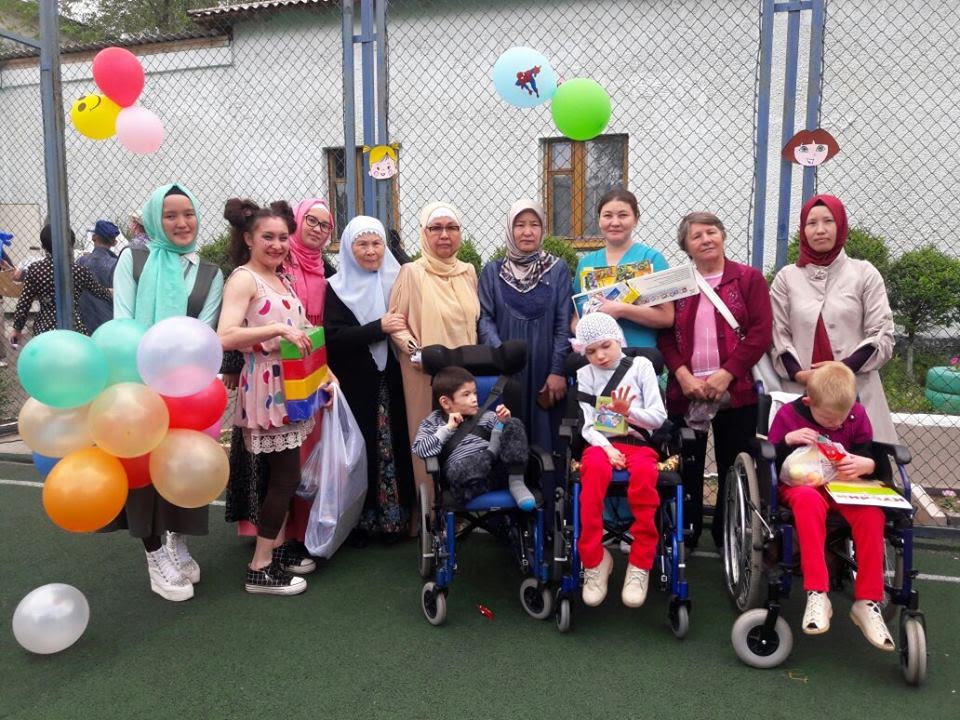 Мүмкіндігі шектеулі балаларға қуаныш сыйлады