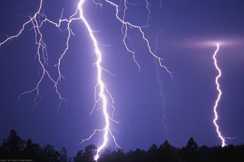 Солтүстік Қазақстанда жай түсіп, үш адам ажал құшты