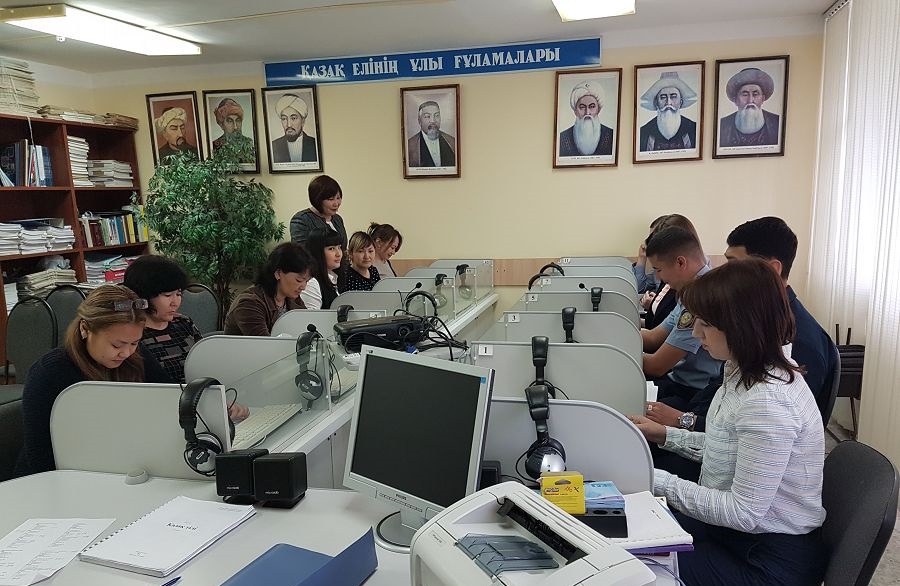 Құқық қорғаушылардың қазақ тіліне құрметі