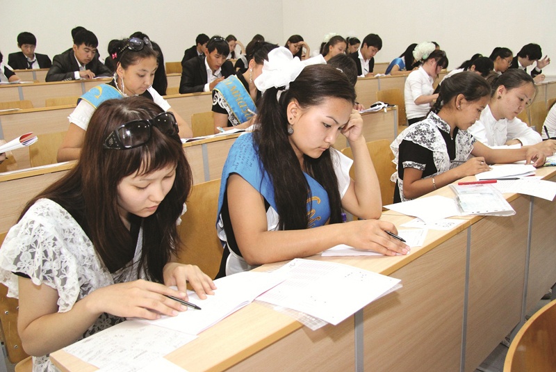 ОҚО-да бүгін 4278 түлек ҰБТ тапсырды