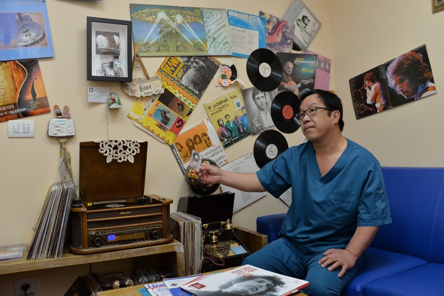 «Өгей жүрек» кітабы орыс тілінде жарыққа шықты