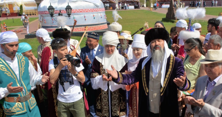 Ұлы тойдың дүбірі