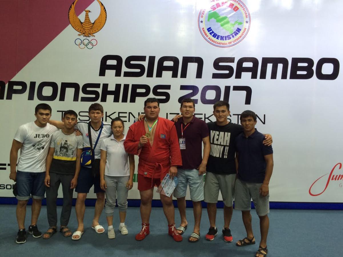 Семейдің самбошылары Ташкенттен жеті медальмен оралды