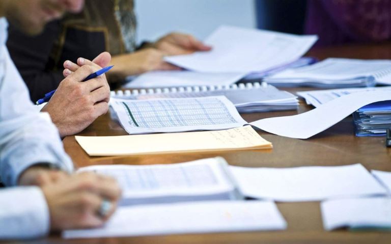 Қарыз қайтармағандармен коллекторлық агенттік айналысады