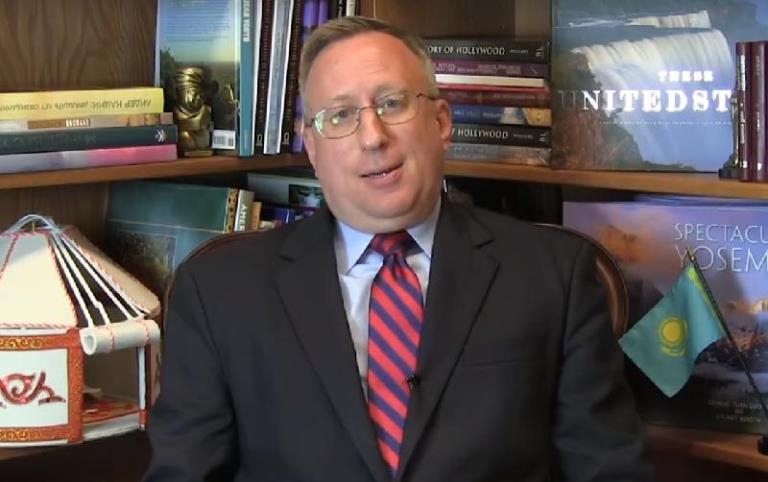 АҚШ елшісі қазақстандықтарды Астана күнімен құттықтады (видео)