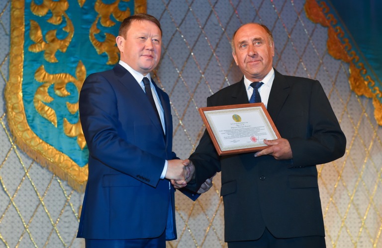 Солтүстік Қазақстан әкімі тұрғындарды Астана күнімен құттықтады