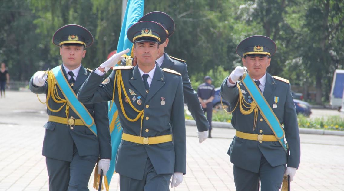 Ұлттық гвардияның қатарын 200 жас сарбаз толықтырды