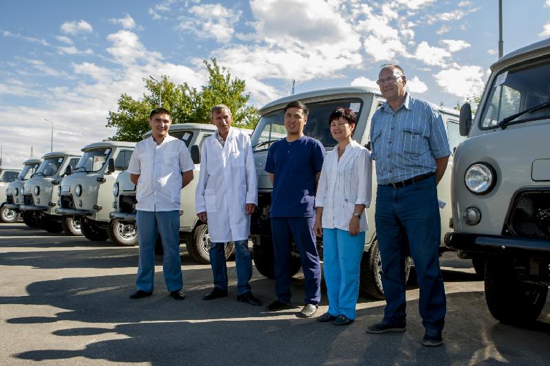 ШҚО ауруханалары 35 санитарлық машина алды