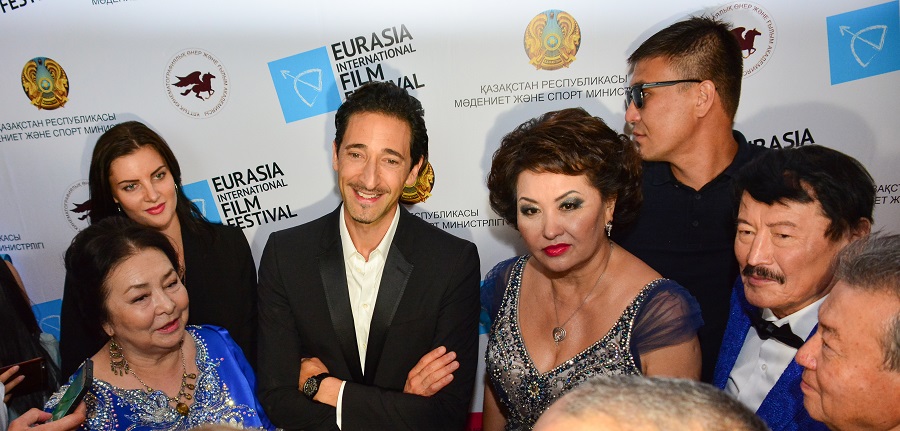Астанада XIII Халықаралық «Еуразия» кинофестивалі ашылды (фото)
