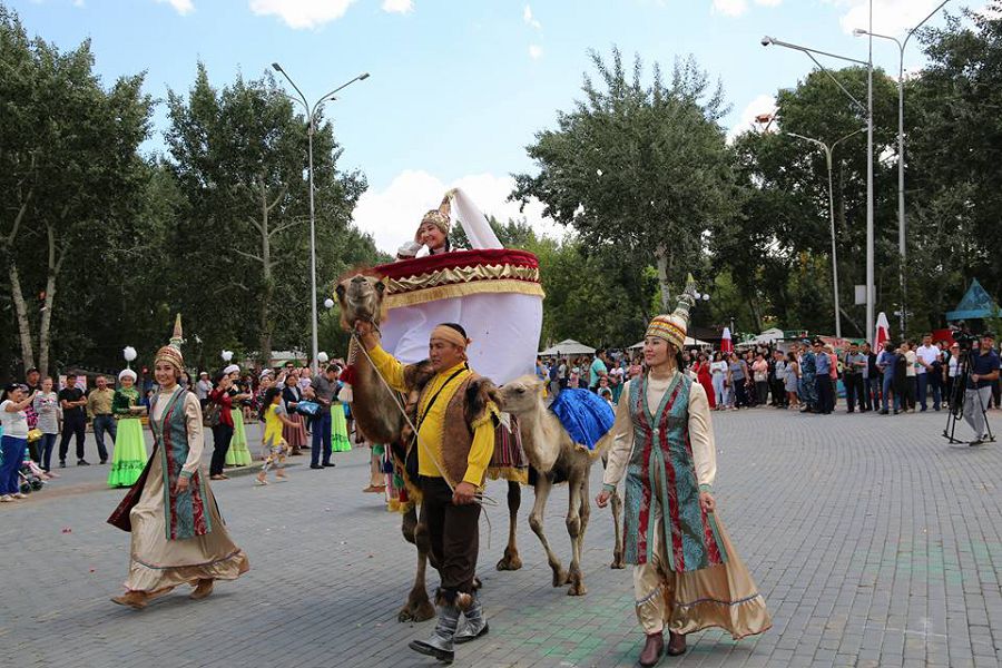 Тарихи тараздан –  еңселі елордаға