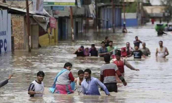 Үндістанда биыл 600-дей адам су тасқыны салдарынан қаза тапты