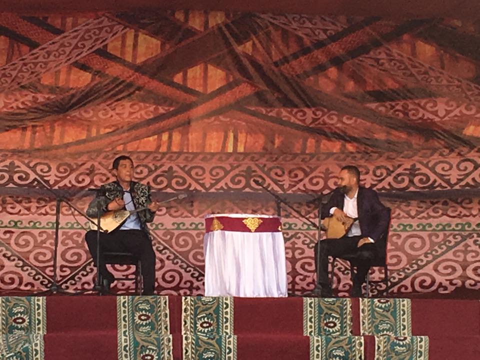 Ақсуатта халықаралық айтыс өтті