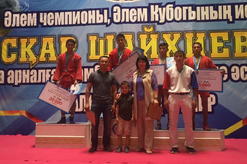 Оралда әлем чемпионы Асқар Шайхиевті еске алуға арналған турнир өтті