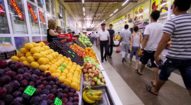 Астананың сауда нысандарында азық-түлік сапасы халықтың көзінше тексеріледі