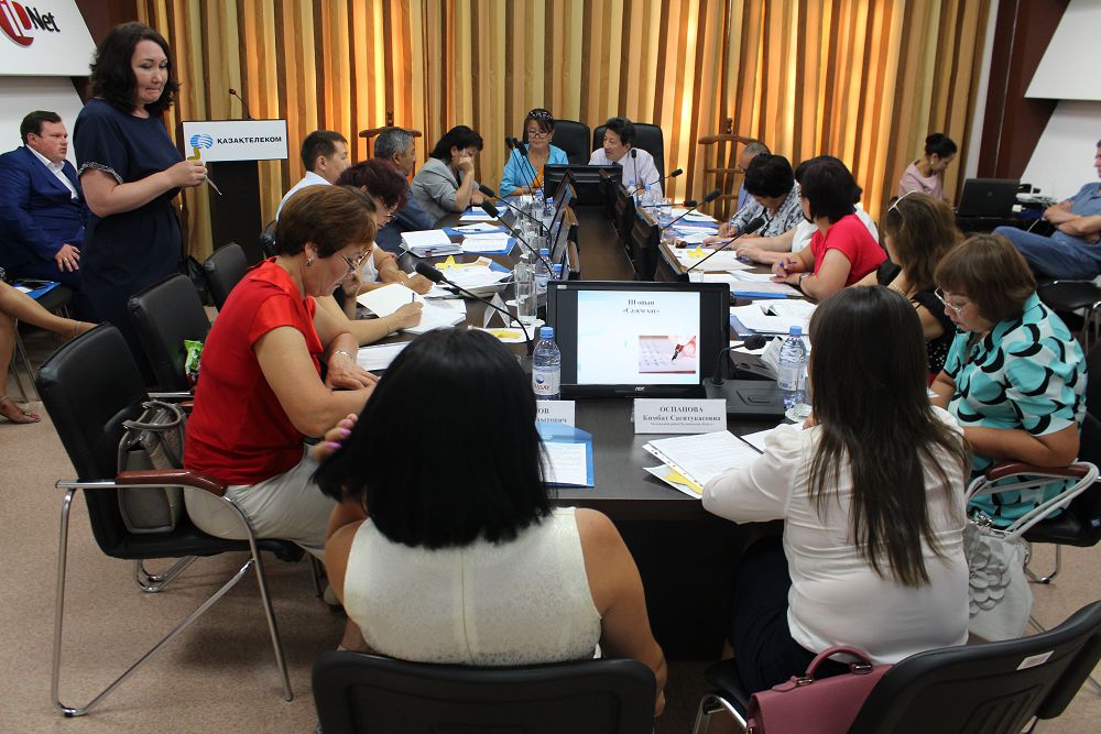Қостанайда ана тілін дамыту бойынша дөңгелек үстел өтті