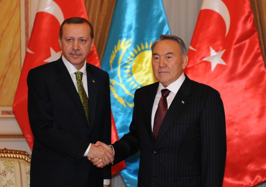 Президенттер Қазақстан-Түркия қарым-қатынастарын одан әрі нығайтуға уағдаласты