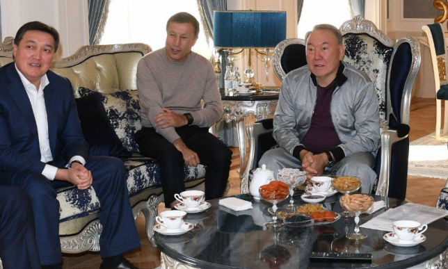 Мемлекет басшысы Головкиннің жекпе-жегін тікелей эфирде тамашалады