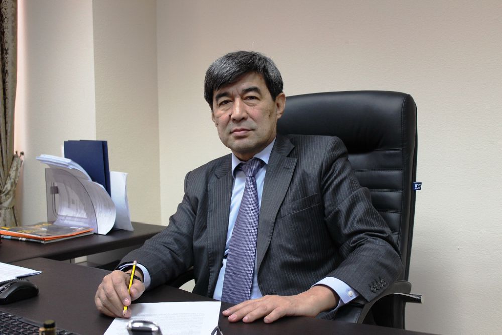 Мемлекетшіл азамат