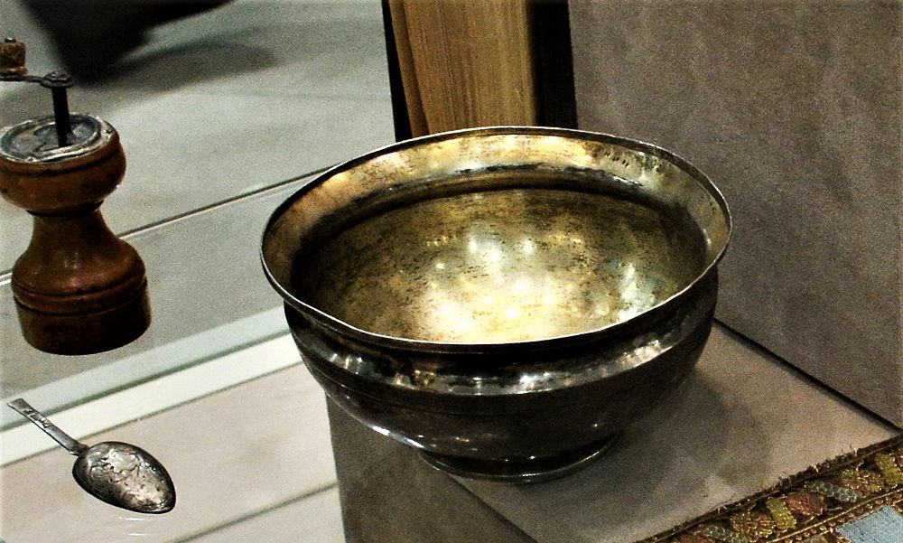 Шыңғыс төренің тостағаны