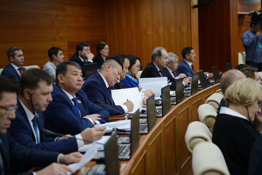 Мәжіліс Төрағасының жетекшілігімен палатаның жалпы отырысы өтті