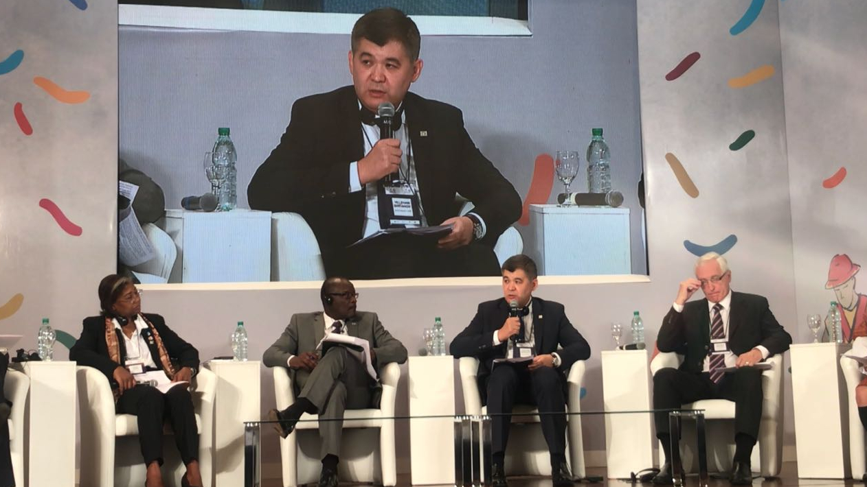 Елжан Біртанов ДДҰ-ның Уругвайдағы ғаламдық конференциясында баяндама жасады