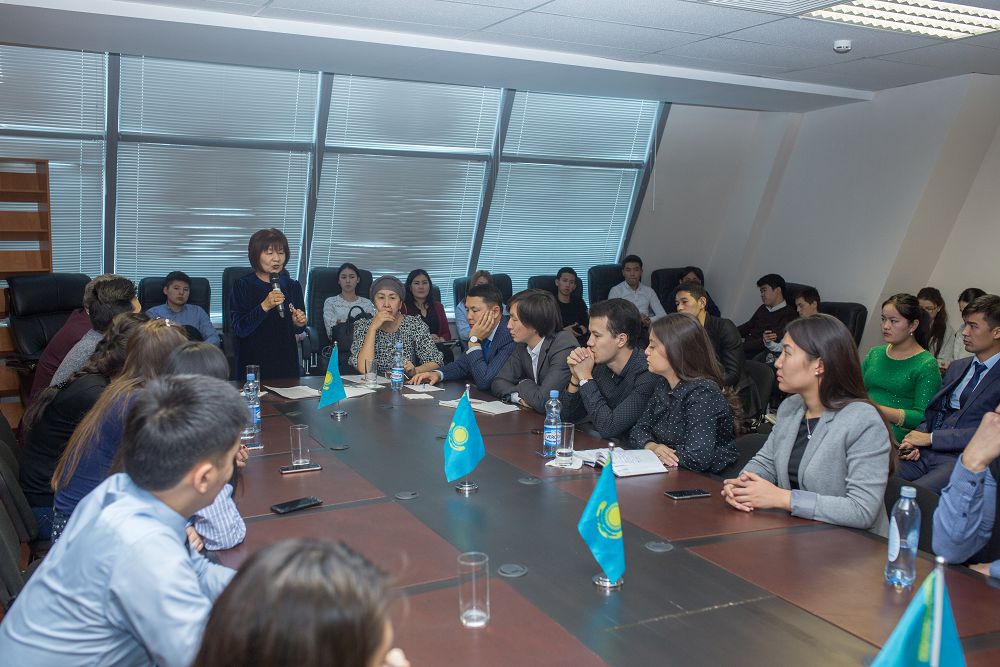 Қазақ ұлттық өнер университетінде латын әліпбиі талқыланды