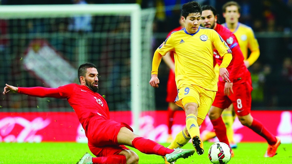 Қазақ ұланы доп тебе алмай жүр. Неге?