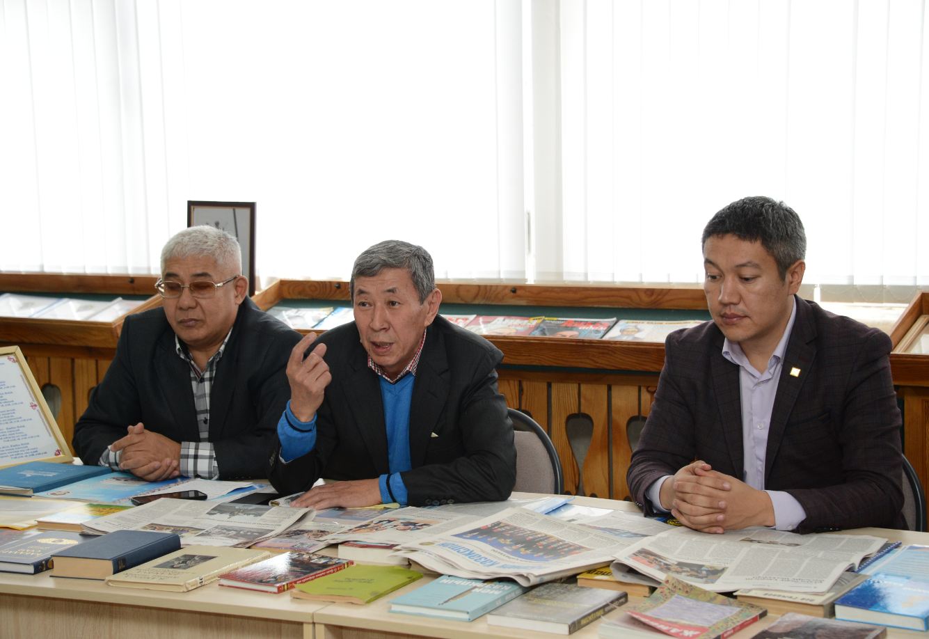  «Егемен» өкілдері мектеп мұғалімдерімен кездесті