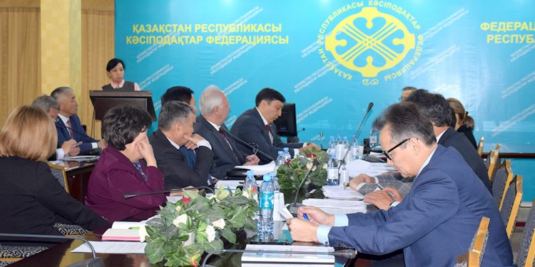 Кәсіподақтар федерациясына жаңа жетекші сайланды