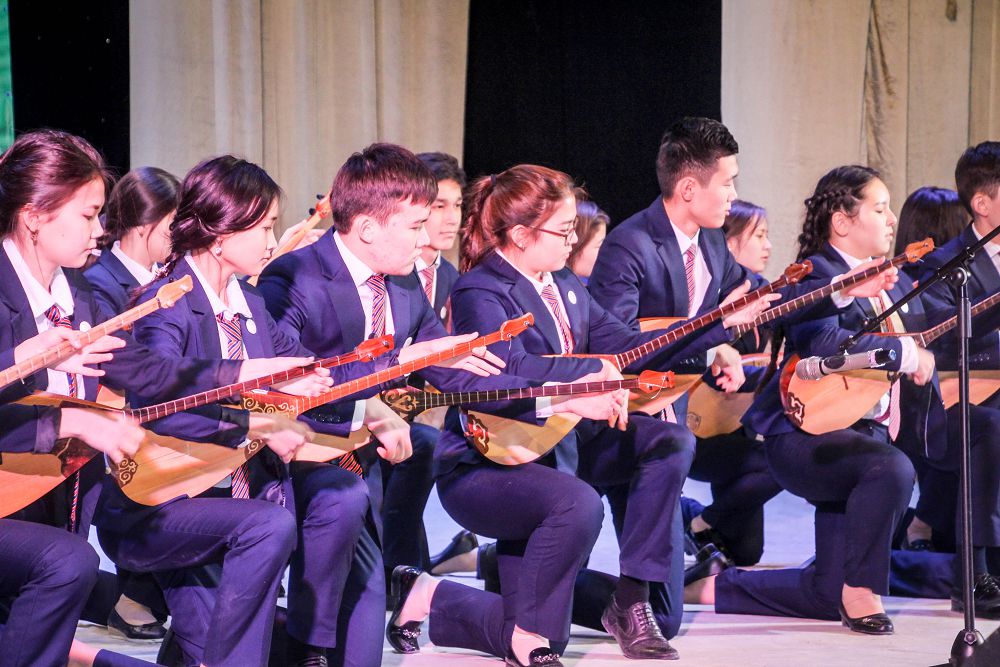 Атырауда «Ұлы Дала мұрагерлері» атты оқушылардың шығармашылық есебі өтті