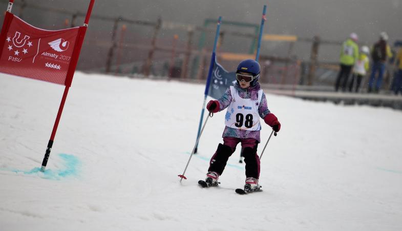 Солтүстік Қазақстанда жасөспірімдердің қысқы ауыл ойындары аяқталды