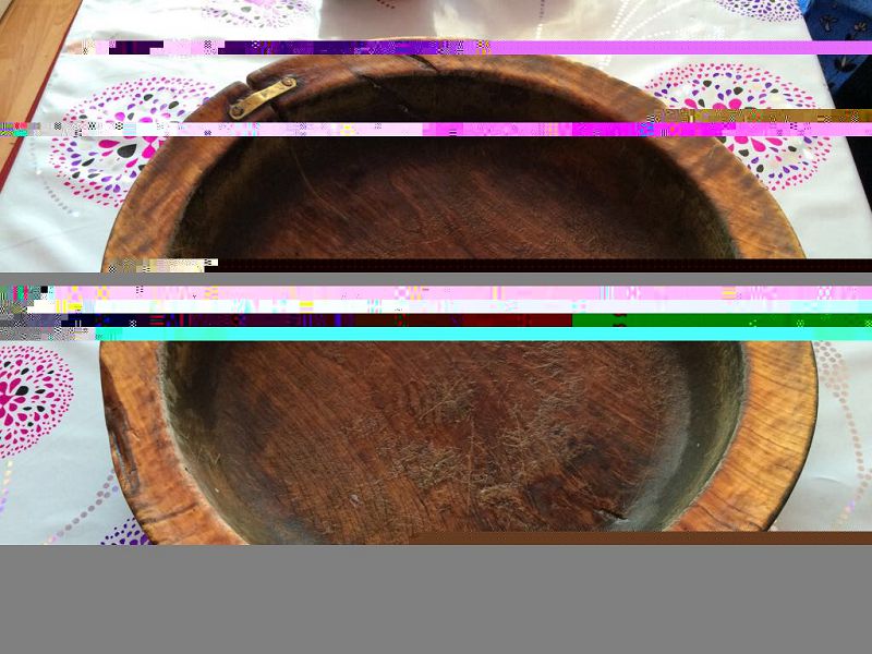 Әулиеден қалған ағаш табақ 