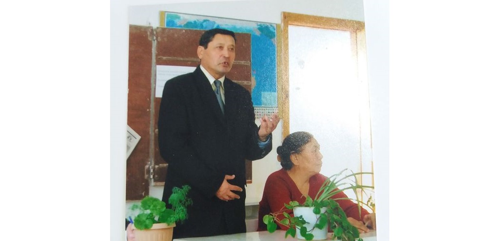 Қазақ мектебінің ашылуына себепкер болған Тойкен Сүтемгенов