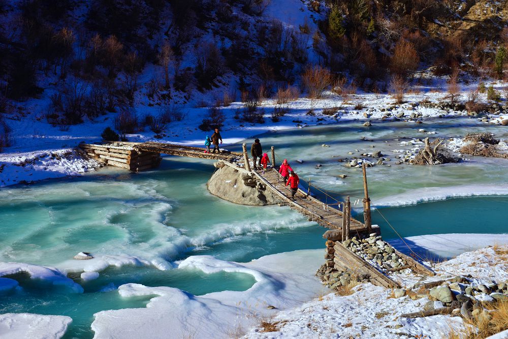 Білім қонған ауыл