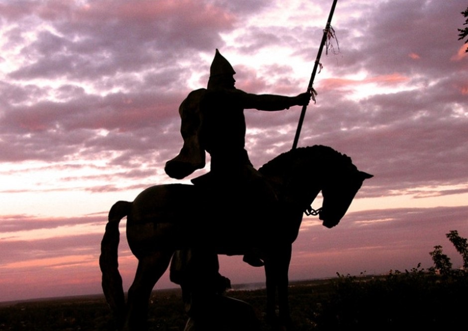 Төлебай батырдың есімі берілсе...