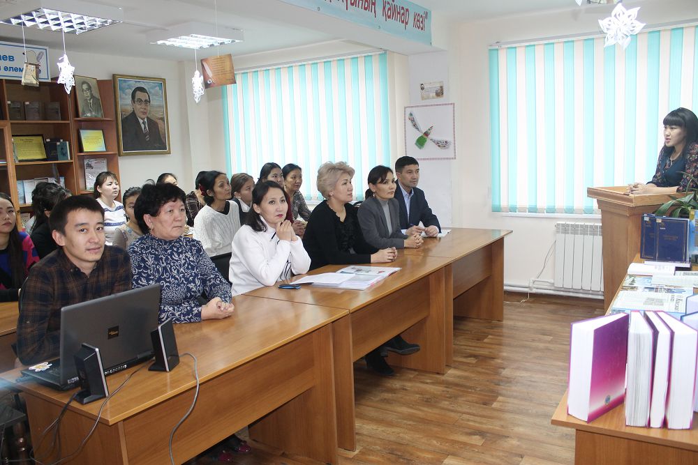 Ақтөбеде «Тәуелсіздік дәуірі» кі­та­бы – егеменді елдің ше­жі­­ре­сі» атты көрме өтті