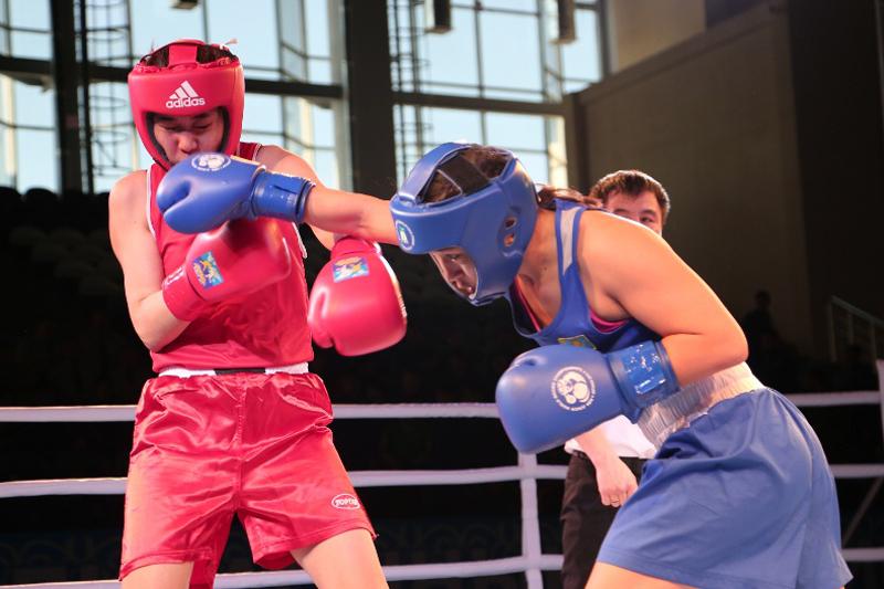 Алматыда қыздар арасында өткен бокс чемпионаты мәреге жетті 