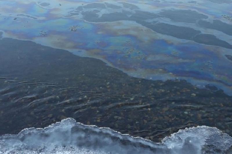 Ертіске мұнай қайдан төгілді?